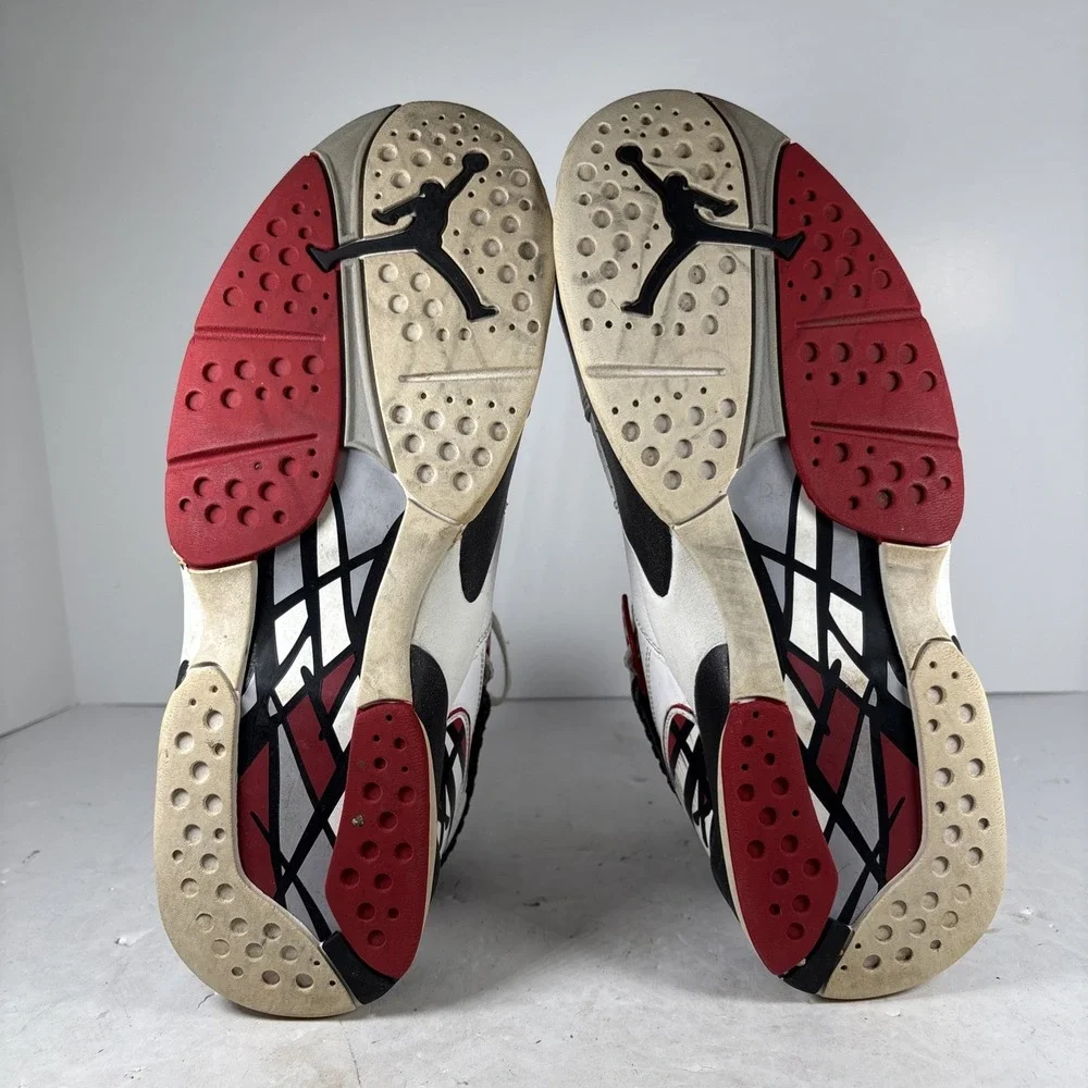 Size 10 Nike Air‎ Jordan 8 Retro Alternate Sneaker 305381-104